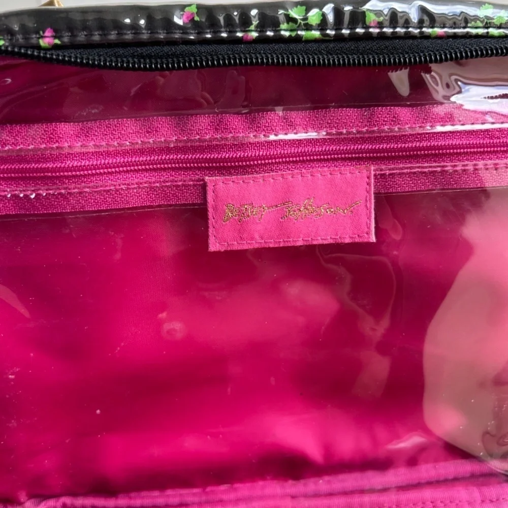 Betsey Johnson 2 Handle Cosmetic Make-Up Case LIKE NEW